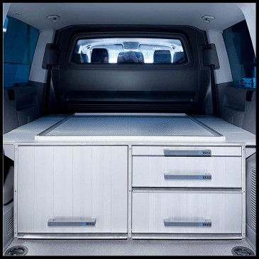 03 Drawer system for veterinarians.jpg